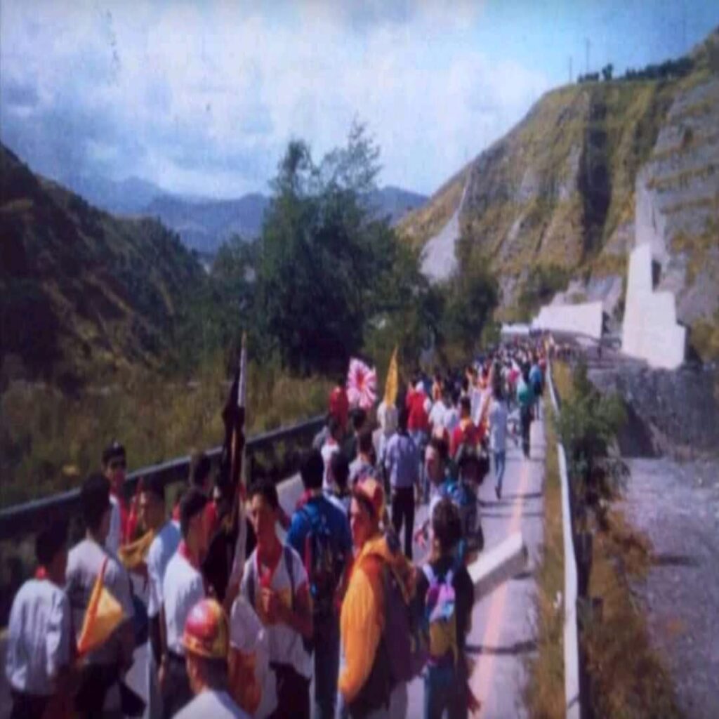 Foto trasferta 2 Ultras Catanzaro, 26 settembre 1993, 30 anni fa una trasferta che ha fatto storia